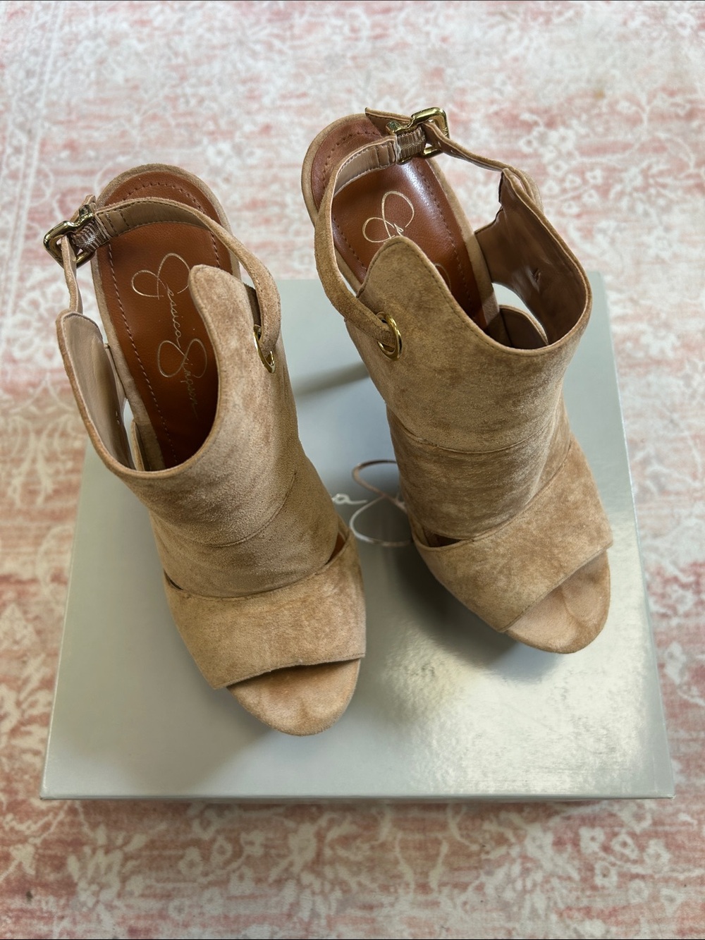 EUC w/Box Jessica Simpson Taupe Suede Peep-Toe Slingback Heels